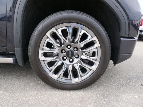 Certified 2023 GMC Sierra 1500 Denali Ultimate image 11