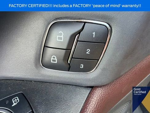 Used 2023 Ford Expedition Limited AWD/4WD image 34