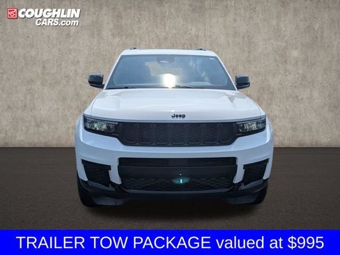 Used 2025 Jeep Grand Cherokee L Altitude AWD/4WD image 2