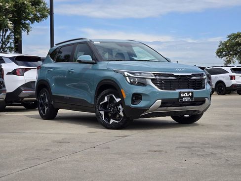 New 2026 Kia Seltos EX FWD image 2
