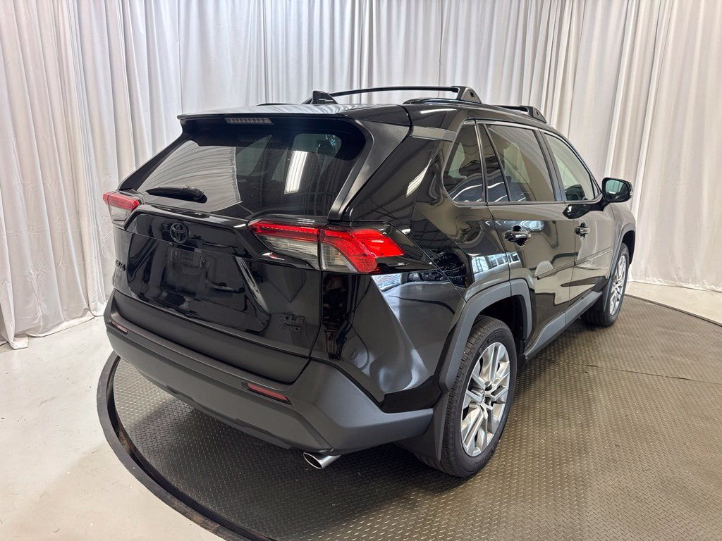 Used 2024 Toyota RAV4 XLE Premium w/ Weather Package AWD/4WD image 29