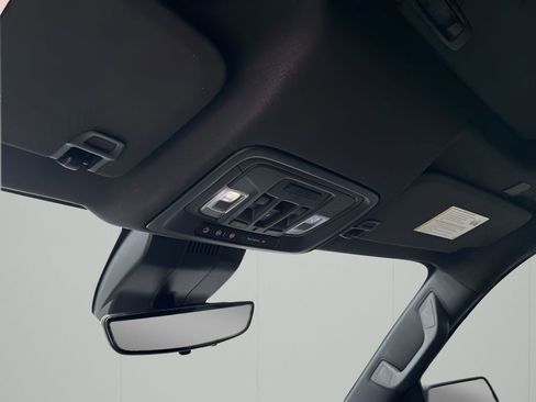 Used 2023 Chevrolet Silverado 1500 ZR2 w/ Technology Package image 37