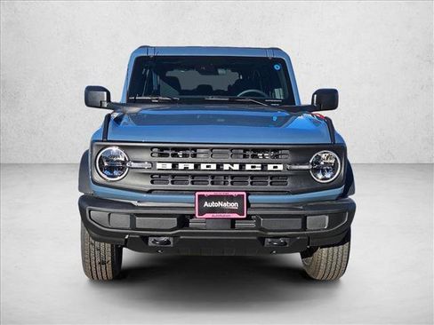 New 2025 Ford Bronco Base image 6