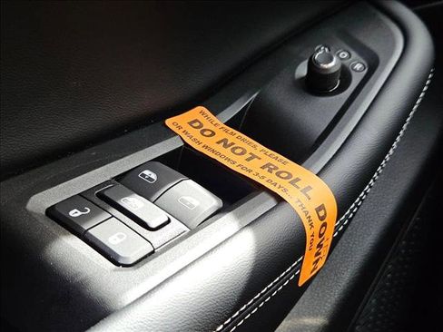 New 2025 Jeep Grand Cherokee Laredo X w/ Luxury Tech Group I image 12