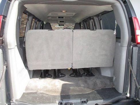 Used 2016 Chevrolet Express 2500 LS RWD image 23