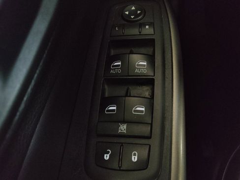 Used 2020 Jeep Cherokee Latitude Plus w/ Cold Weather Group image 27