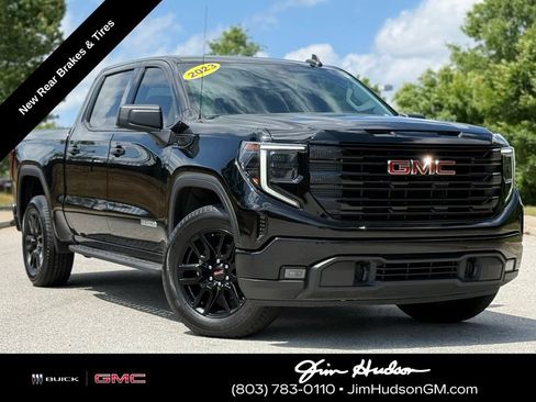 Used 2023 GMC Sierra 1500 Elevation AWD/4WD image 2