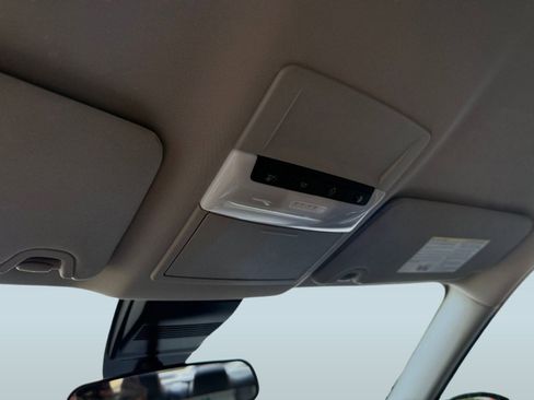 New 2025 Nissan Altima 2.5 SR image 18