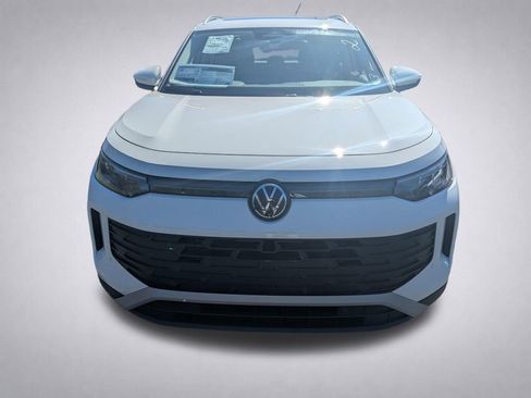 New 2026 Volkswagen Tiguan SE AWD/4WD image 8