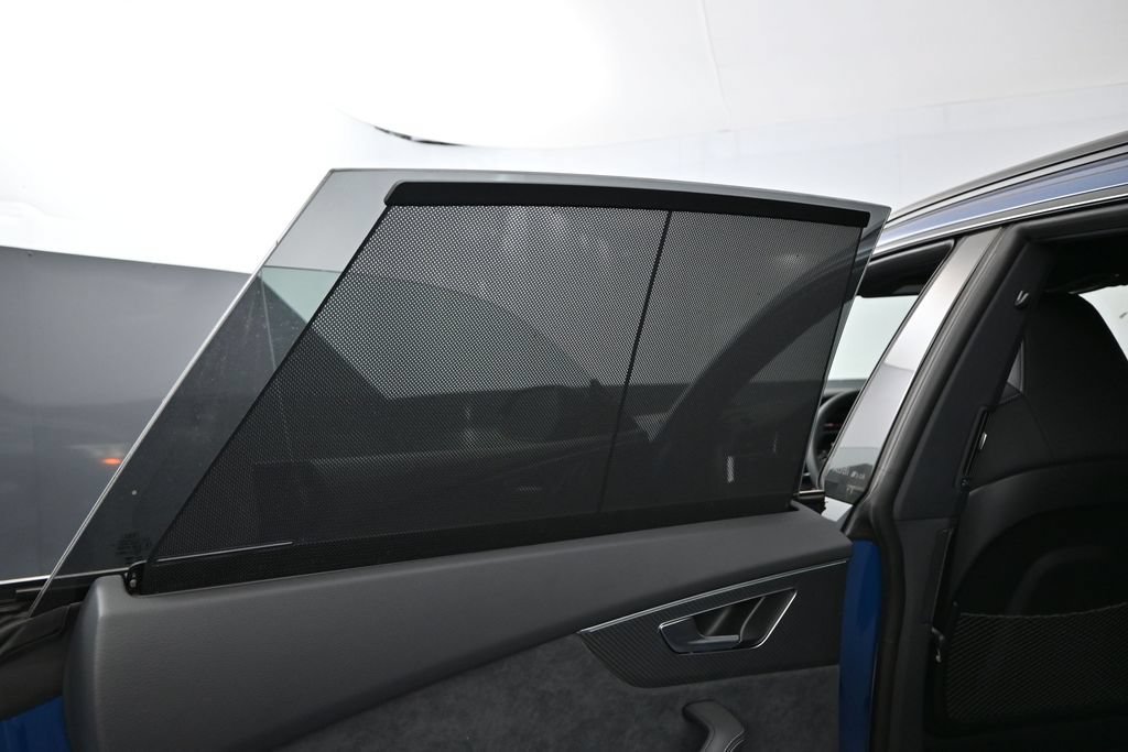 New 2026 Audi SQ8 Premium Plus AWD/4WD image 19