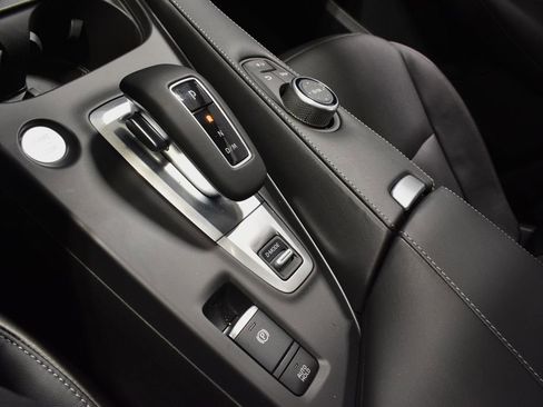 Certified 2025 INFINITI QX50 Luxe image 24