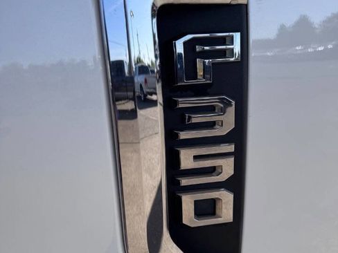 Used 2017 Ford F350 Lariat w/ Lariat Ultimate Package AWD/4WD image 2