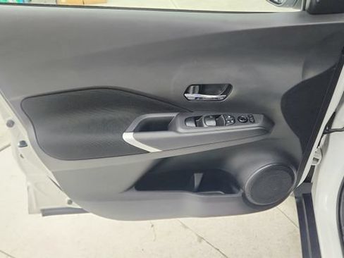 Used 2024 Nissan Kicks SV FWD image 16