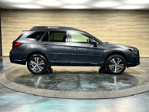 Used 2018 Subaru Outback 2.5i Limited AWD/4WD image 28