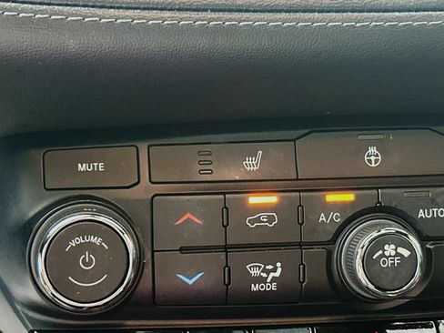 Used 2022 Dodge Durango GT AWD/4WD image 21