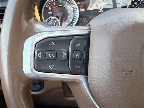 Used 2020 RAM 1500 Laramie AWD/4WD image 25