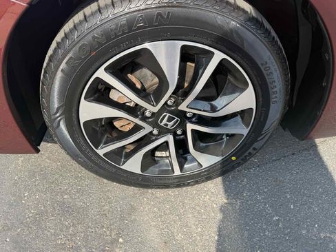 Used 2013 Honda Civic EX image 8