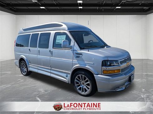 New 2025 Chevrolet Express 2500 w/ Driver Convenience Package image 10