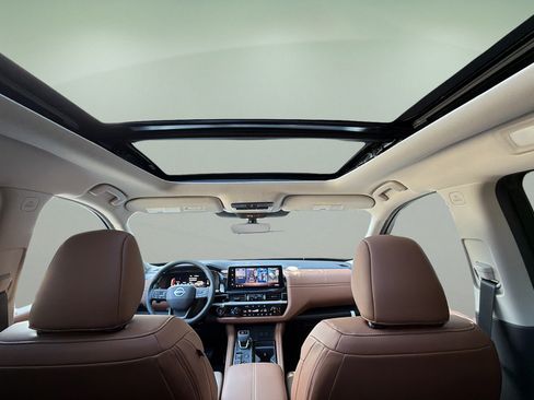 New 2026 Nissan Pathfinder Platinum AWD/4WD image 9