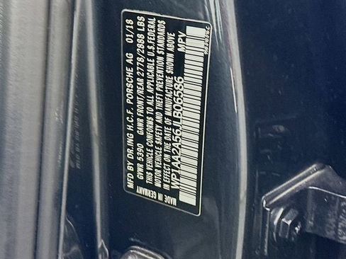 Used 2018 Porsche Macan image 30