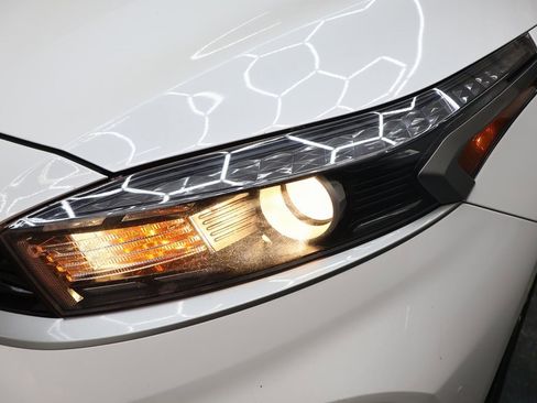 Used 2022 Kia Forte LXS image 27