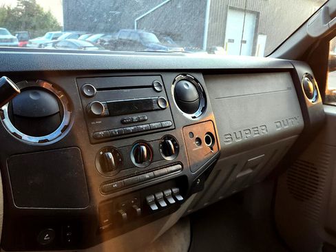 Used 2008 Ford F350 Lariat image 8