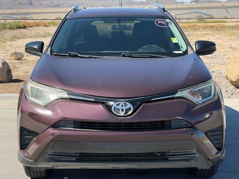 Used 2016 Toyota RAV4 LE FWD image 4