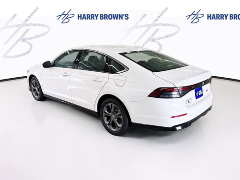 Used 2025 Honda Accord EX-L image 2