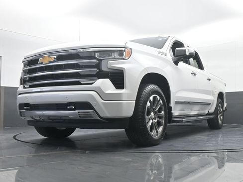 Used 2024 Chevrolet Silverado 1500 High Country image 65