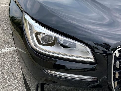 Used 2024 Lincoln Corsair Grand Touring AWD/4WD image 27