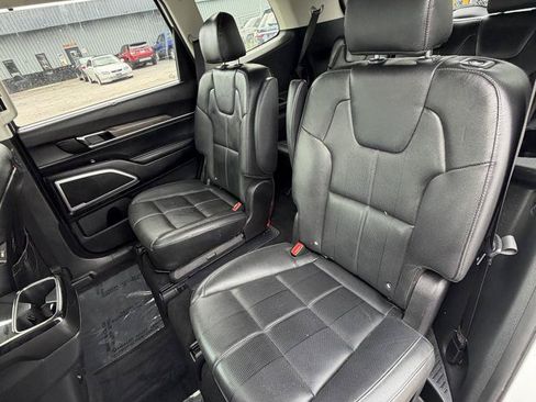 Used 2021 Kia Telluride EX w/ EX Premium Package AWD/4WD image 42