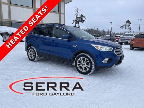 Used 2018 Ford Escape SE image 1