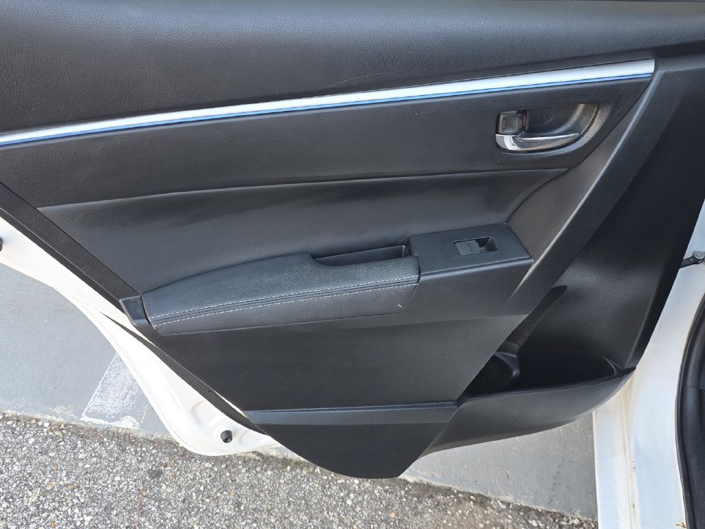 Used 2014 Toyota Corolla S FWD image 28
