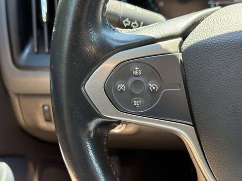 Used 2016 Chevrolet Colorado Z71 AWD/4WD image 36