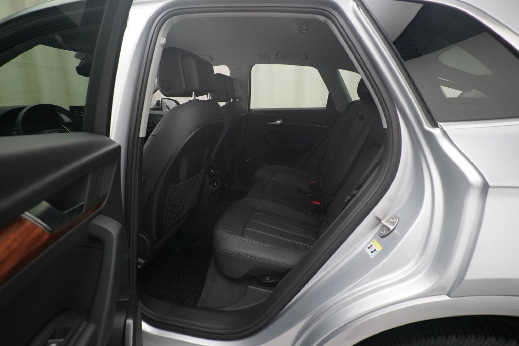 Used 2023 Audi Q5 2.0T Premium AWD/4WD image 18