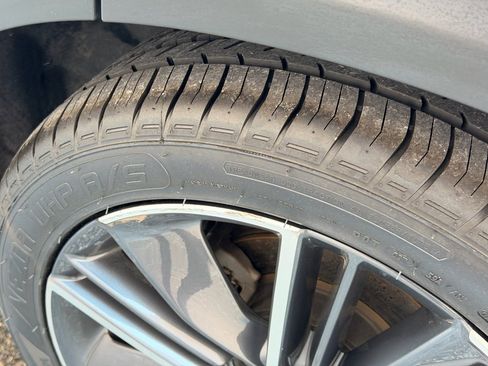 Used 2023 INFINITI QX55 Essential image 10