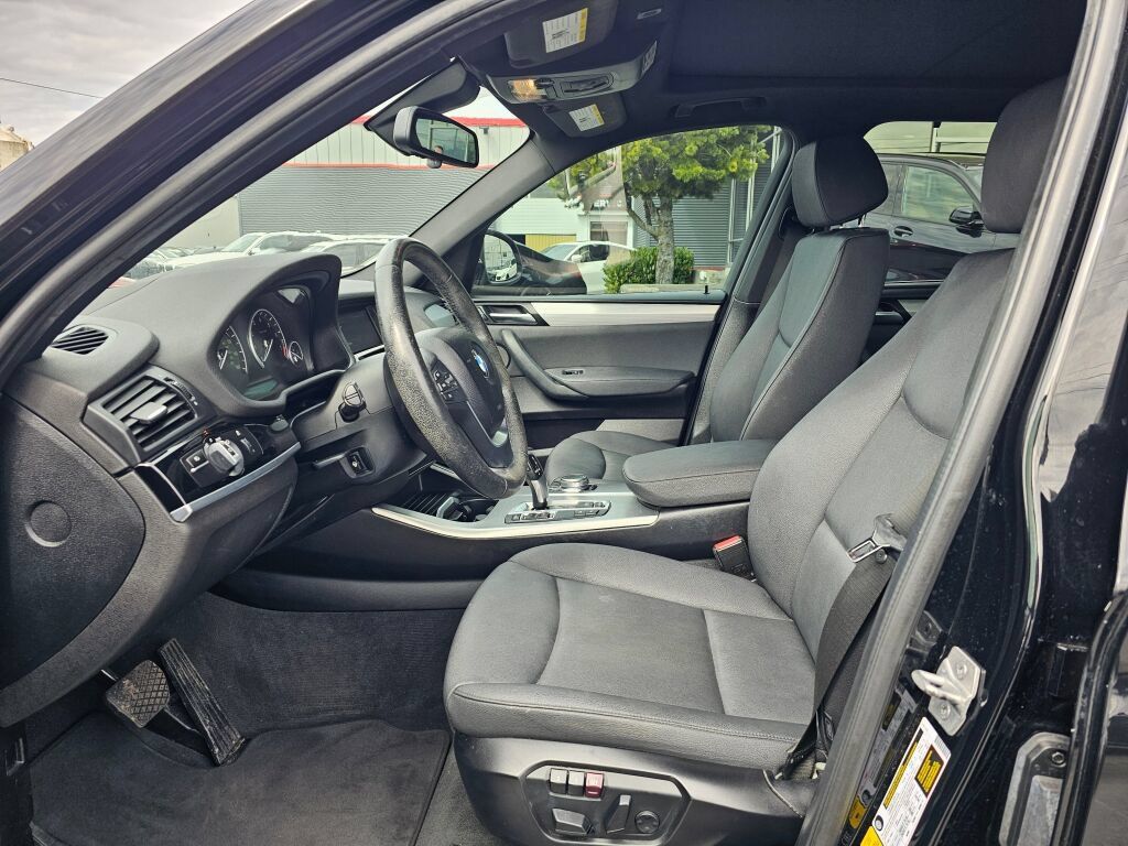 Used 2017 BMW X3 xDrive28i AWD/4WD image 23