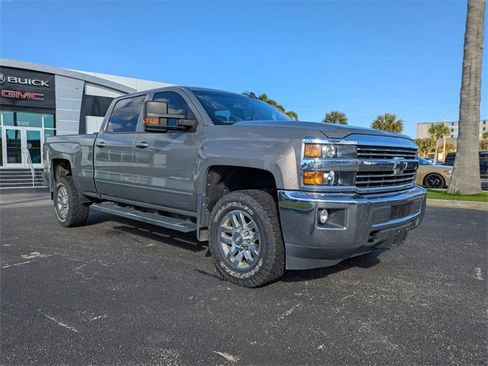 Used 2017 Chevrolet Silverado 2500 LT w/ LT Convenience Package image 2