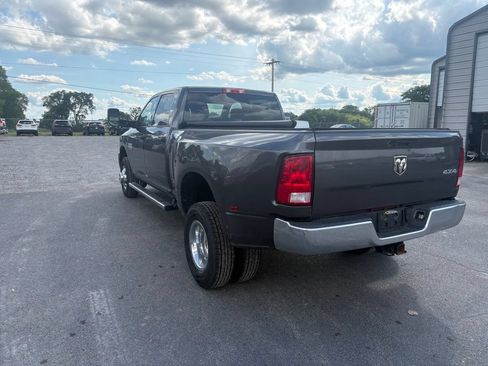 Used 2018 RAM 3500 Tradesman w/ Chrome Appearance Group AWD/4WD image 7