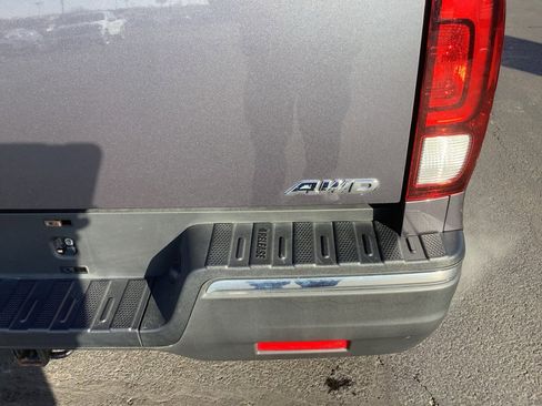 Used 2018 Honda Ridgeline RTL image 9