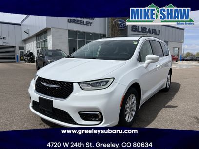Used 2022 Chrysler Pacifica Touring-L