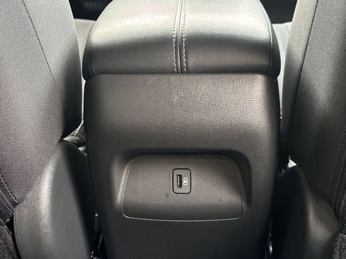 Used 2025 Nissan Sentra SV FWD image 22