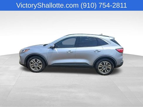 Used 2022 Ford Escape SEL w/ Technology Package FWD image 19