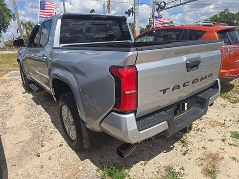 Used 2024 Toyota Tacoma SR5 w/ SR5 Upgrade Package RWD image 2