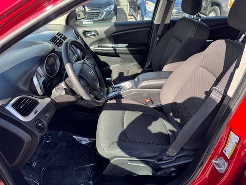 Used 2015 Dodge Journey American Value Package w/ Flexible Seating Group FWD image 8