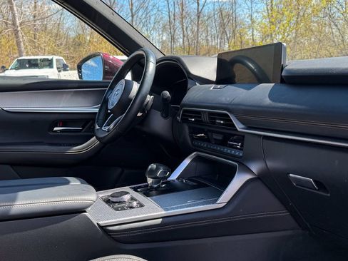 Used 2024 MAZDA CX-90 Plug-In Hybrid w/ Premium Plus AWD/4WD image 12