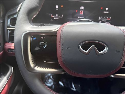 Certified 2025 INFINITI QX80 Autograph AWD/4WD image 18