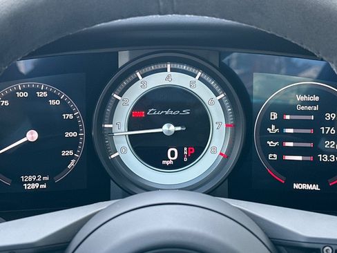 Certified 2025 Porsche 911 Turbo AWD/4WD image 24