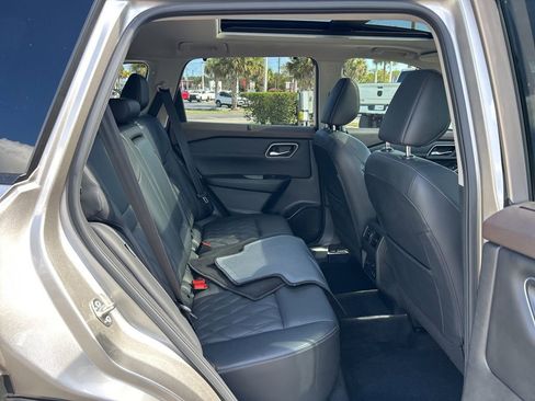 Certified 2023 Nissan Rogue Platinum w/ Platinum Premium Package image 49