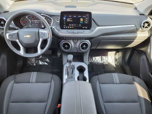 Used 2025 Chevrolet Blazer LT AWD/4WD image 20